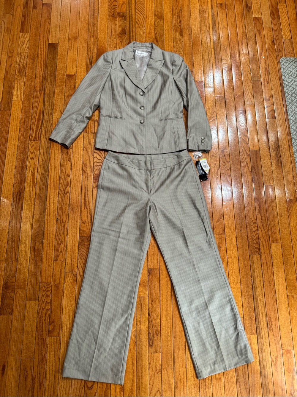 Jones New York Taupe Pinstripe Two-Piece Pantsuit